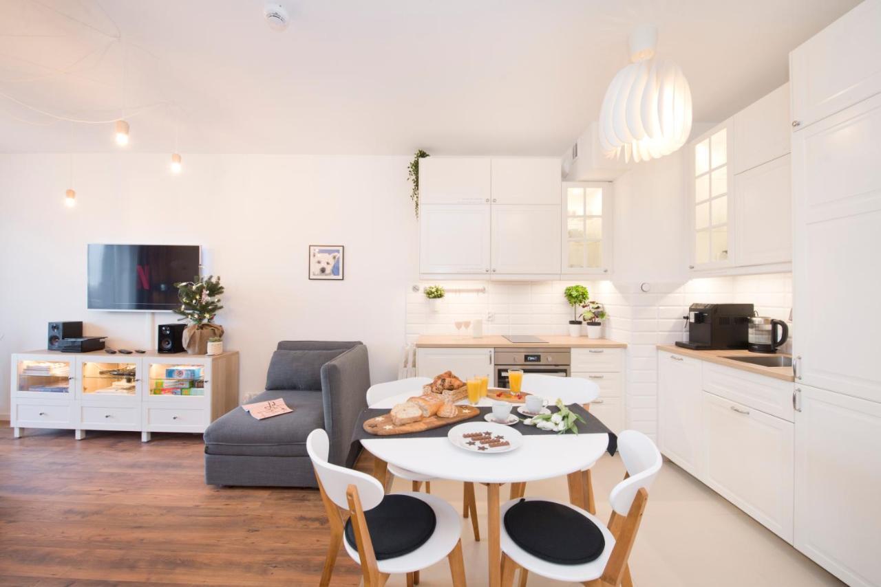 Love In Gdansk Aon Apartments エクステリア 写真